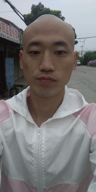 花花公子的第一张照片--河南残疾人相亲网